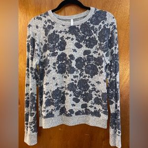 Z SUPPLY sweater size small